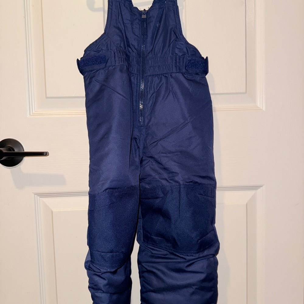 Cat & Jack Dark Blue Kids snow Bib. Like new
